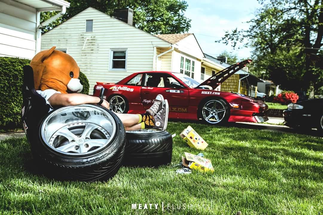 Slammedenuff's tweet photo. Chillin..... great way to spend a day. | via @meatyflush #slammedenuff http://t.co/0q9pjMNMob