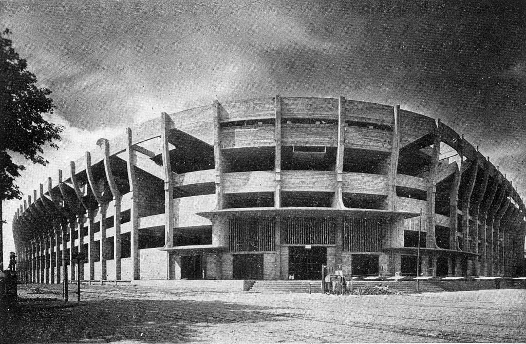 BocaJrsOficial's tweet photo. #Bombonera75Años Un estadio, una leyenda. http://t.co/gsYU48ZLNV