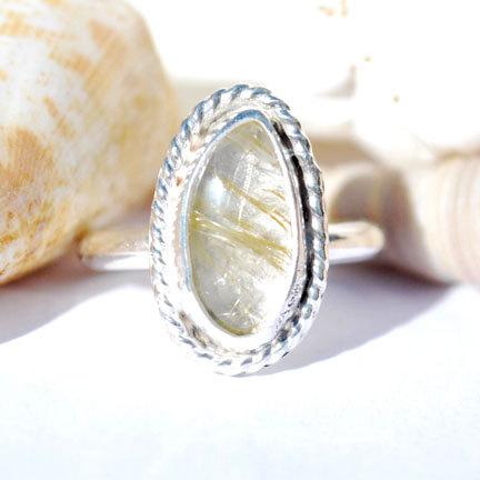 JewelryAsArt's tweet image. #Rutilated #Quartz #Ring Set In #Sterling #Silver  
etsy.me/1DZYtQw 
#fashion #style #jewelry #swag