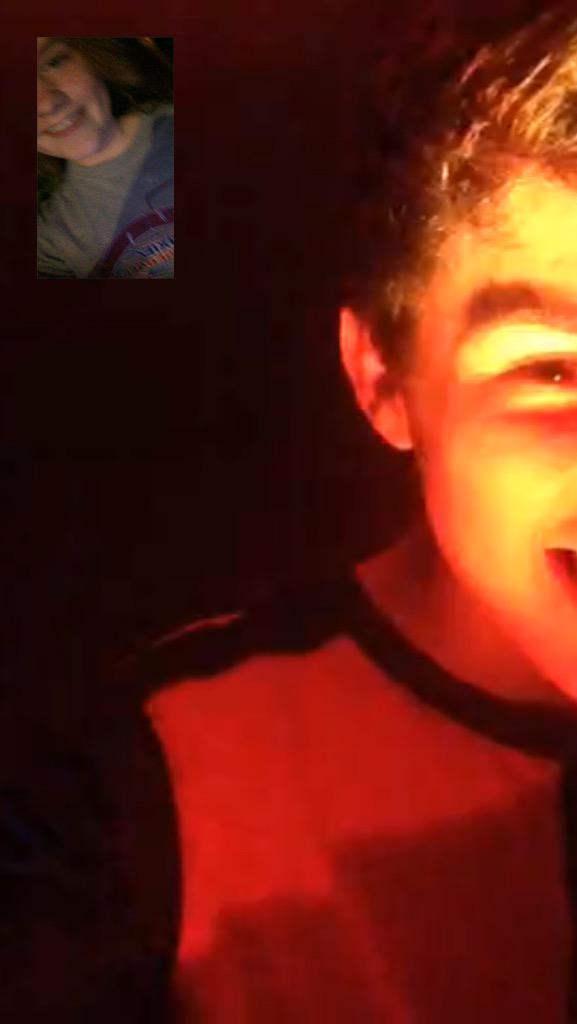AllissaAnneLee's tweet photo. @irobertthomas always a pleasure to FaceTime and talk to you! Love you 😘 http://t.co/VHZzuXBN2P