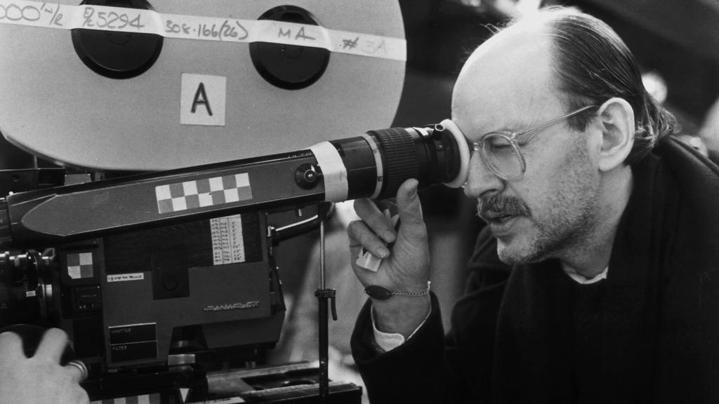 We love you (and miss you behind the camera) gentleman...
Happy Birthday, Mr. Frank Oz!!!!! 
