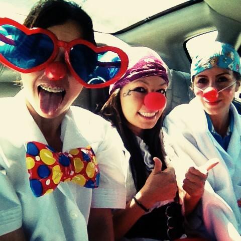 ArlemLuz's tweet photo. Quienes somos? Somos médicos de la risa Ciudad Jardín!!!!! http://t.co/GMcfinVxwM
