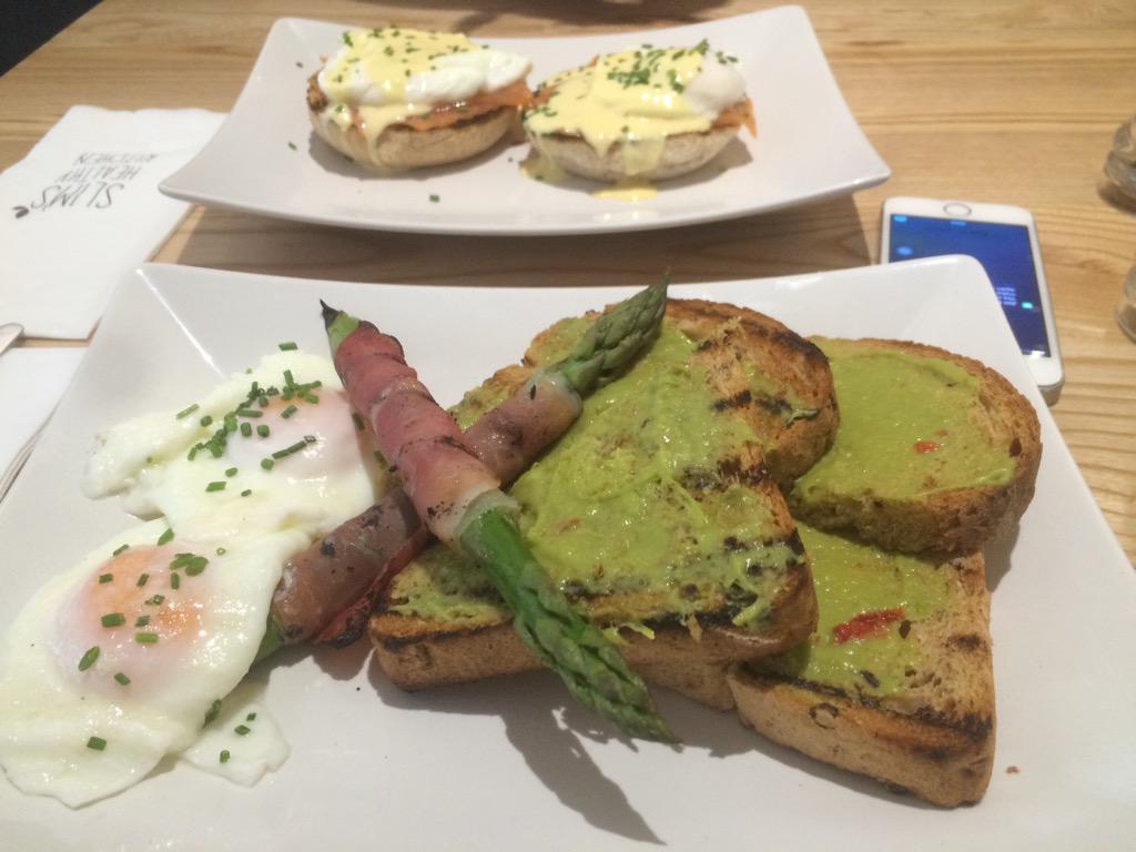 Kristinelokokos's tweet image. Bank holiday brekkie @Slimshk #ChooseBalance #breakfast #healthy