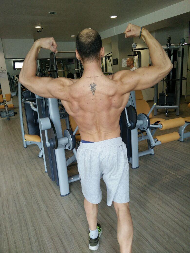 stefanoenglish's tweet photo. #iloveback #fisiogymklinic  #fitness #iamdopingfree  

---
---
Inviato da WhatsApp http://t.co/gtltapMJ7f