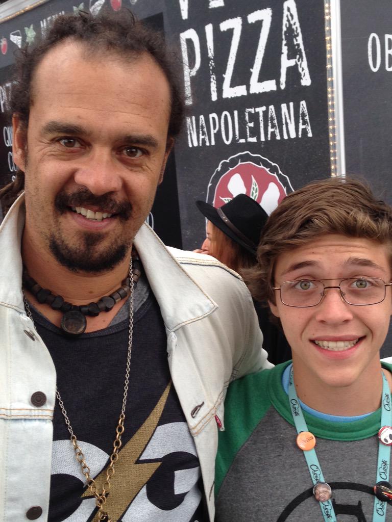 SandledChef's tweet photo. So This Just Happened #CaliRoots2015 #calirootslive #itsAmovement #STJH #FTW #BACKSTAGEninja #SANDLEDchef #winning http://t.co/348ZYacXoK