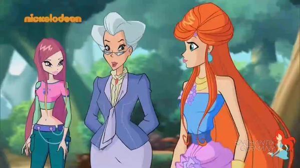 Roxy3_WinxClub's tweet photo. #Season7 me and @_WinxClubBloom http://t.co/NlI8Rfnf96