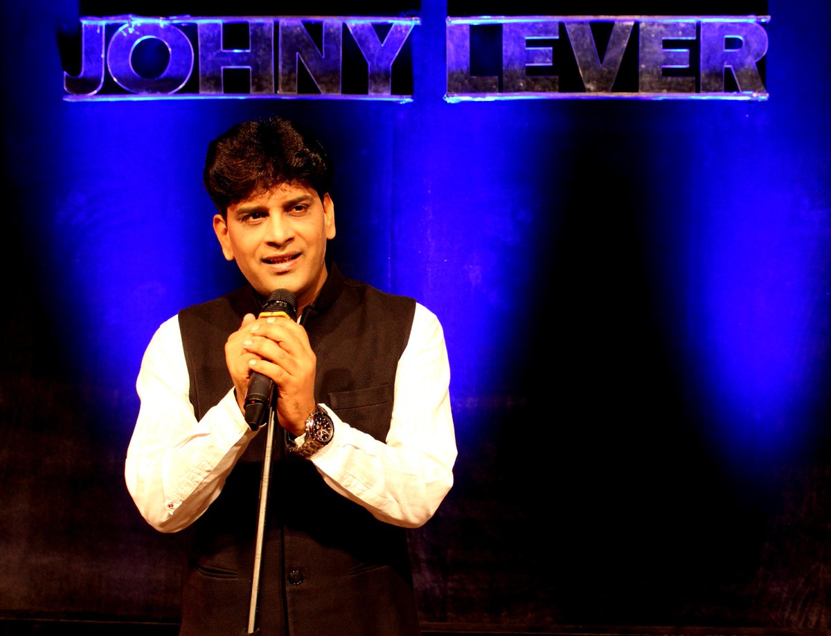 Hasyamevjayate's tweet photo. JOHNY LEVER LIVE - GUJRAT SERIES. http://t.co/Bn8Pc4SvIB