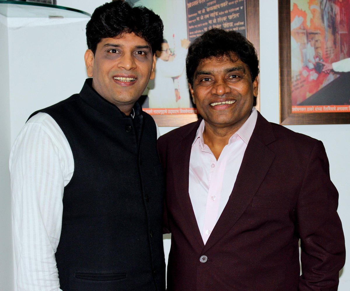 Hasyamevjayate's tweet photo. JOHNY LEVER LIVE - GUJRAT SERIES. http://t.co/Bn8Pc4SvIB