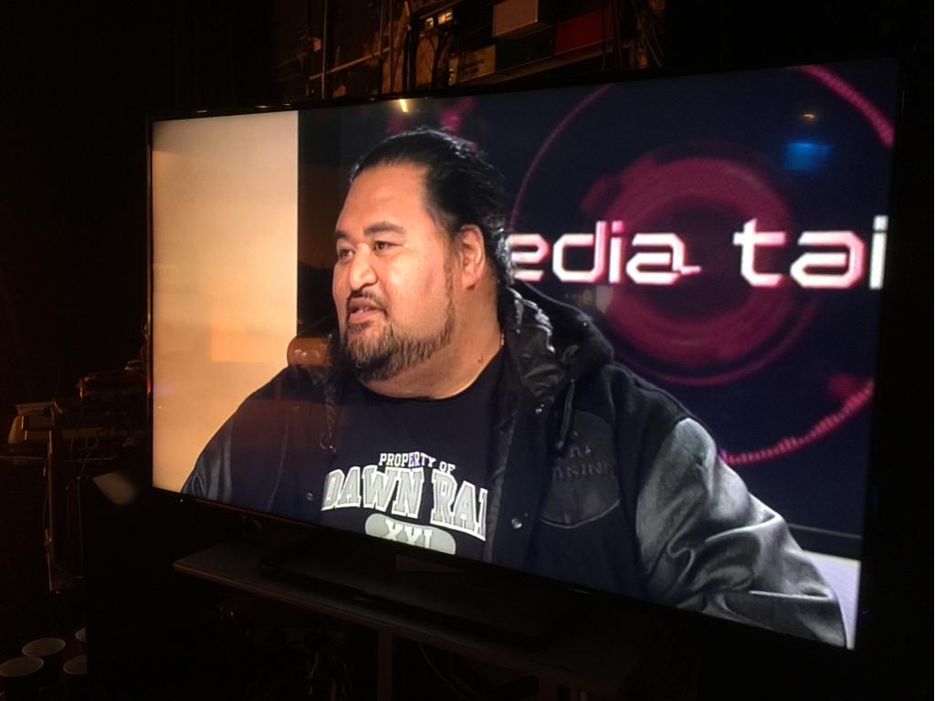 topshelfNZ's tweet photo. Talking NZ music with @brothad #MediaTake #nzmusicmonth @maoritv 10:05 pm Tuesday http://t.co/hqRHrOmm6m