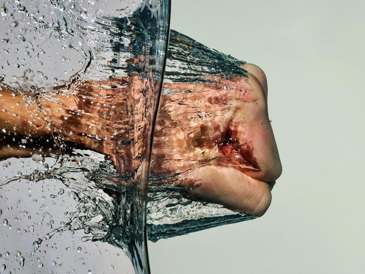 TheEyePorn's tweet photo. slow motion http://t.co/teNAFY5aY2