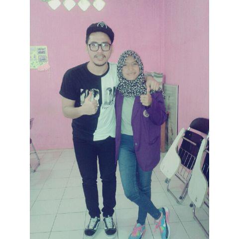 SMKF_binhar's tweet photo. Kaka enji with @Eben_ROT "Art creation of republik binhar" (y) http://t.co/SAozyqQKfC