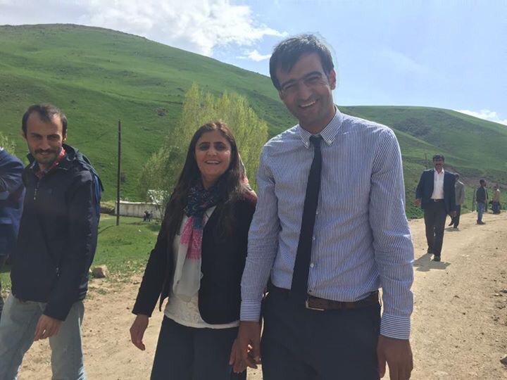 mehmeteminilhan's tweet photo. Gülmek en büyük devrimdir... Che http://t.co/4g85UbzEkF
