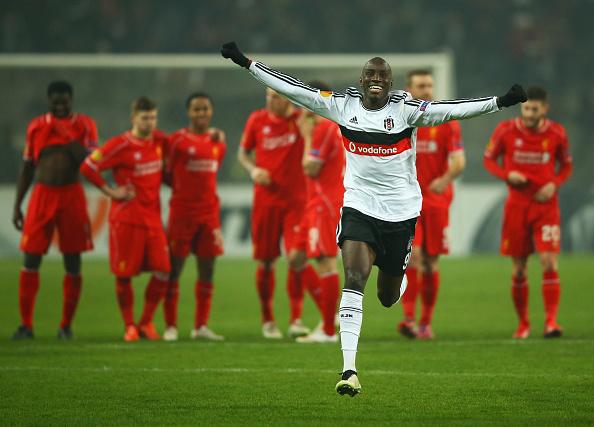 UEFAcom_fr's tweet photo. Salut à tous, RT pour souhaiter bon anniversaire à @dembabafoot, l'attaquant de Besiktas, 30 ans! 🎂 http://t.co/tAZHtORJih