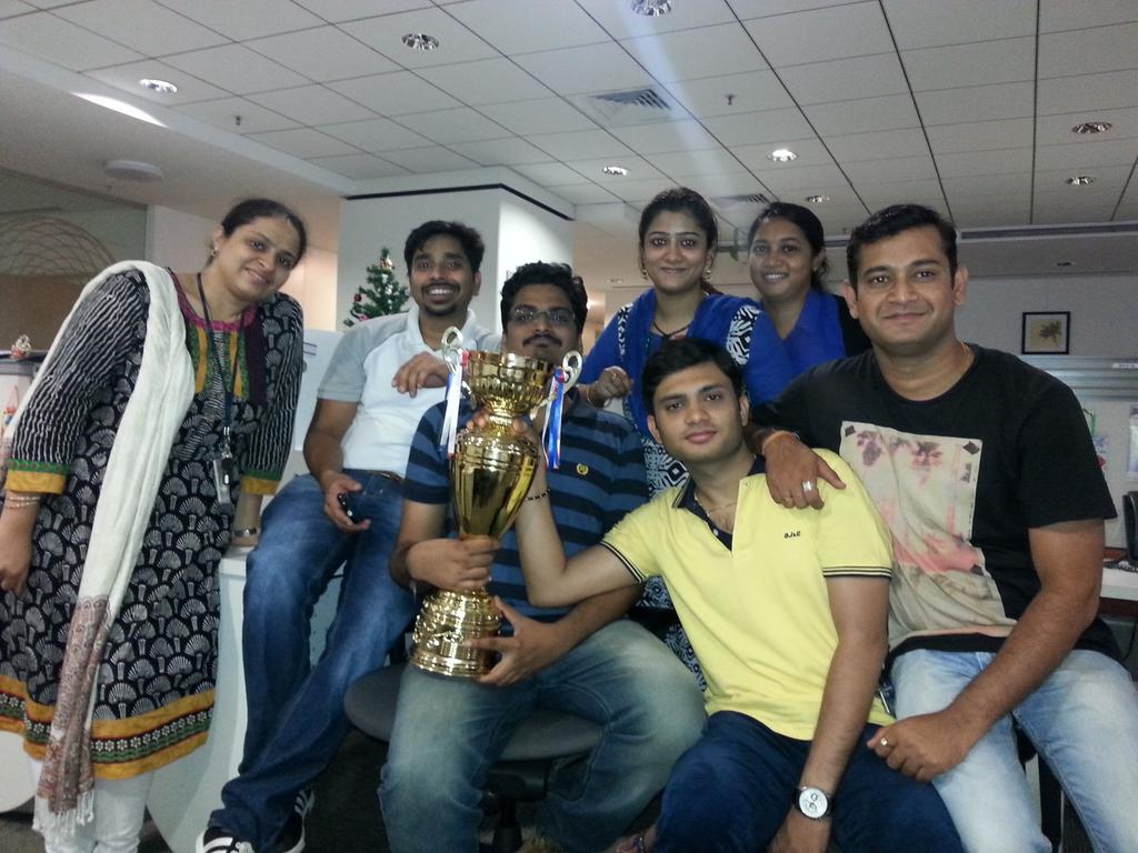 karthiRVP's tweet photo. Web services and digital reporting team with winners trophy!!!! Web rocks!!!! http://t.co/vCwBJUu8km