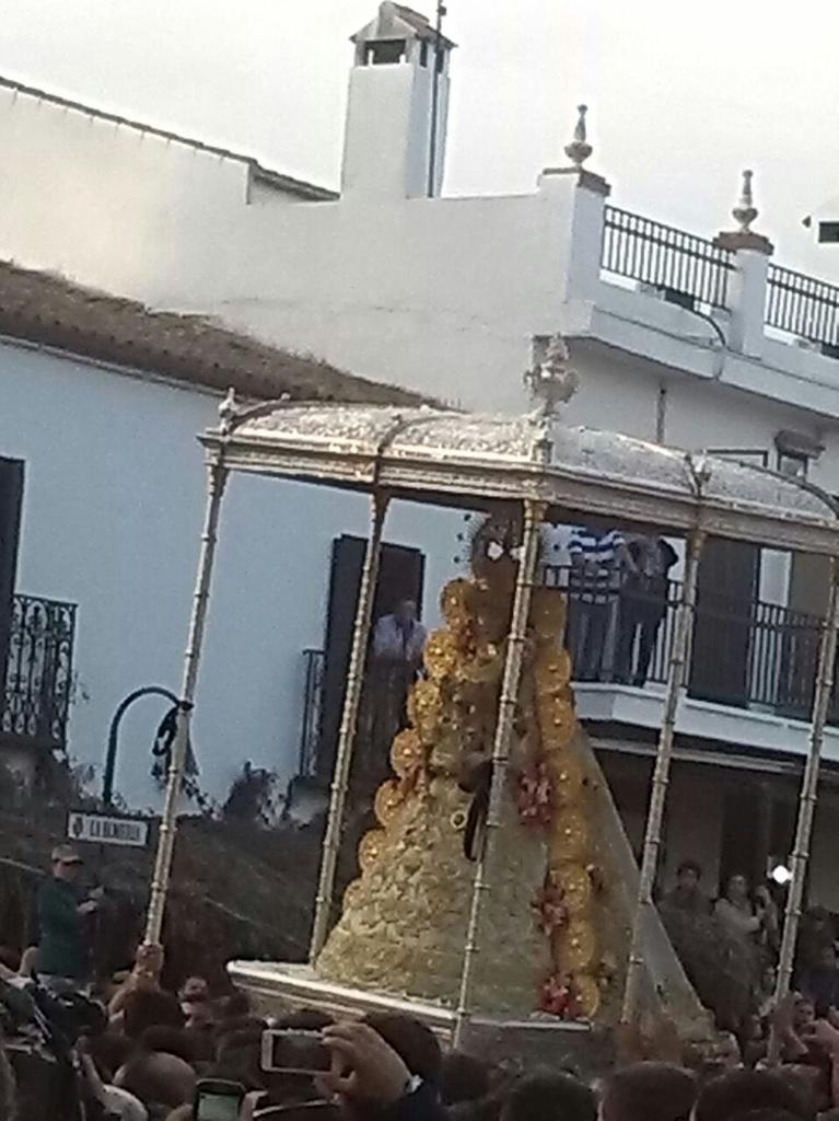 VeraJurado's tweet photo. Este año no pude estar contigo pero sé que tu si lo estás conmigo. http://t.co/hhkZzDBQiI