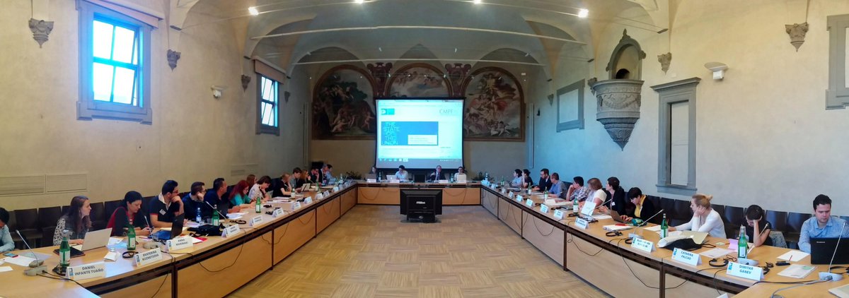 EUI_CMPF's tweet photo. CMPF Summer School for Journalists - Day1 - Frank La Rue: The Right to Freedom of Expression and Information #CMPF15 http://t.co/2ZV8H3Eimo