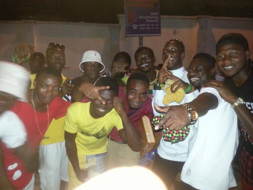 kwameScientific's tweet photo. The Kwame Poku Vim People reprezenting !!!!
Ma #VimPeople dem !!!
Kwame Poku Vim People @
The #YFMAreaCodesJam http://t.co/F1wAWwneUH
