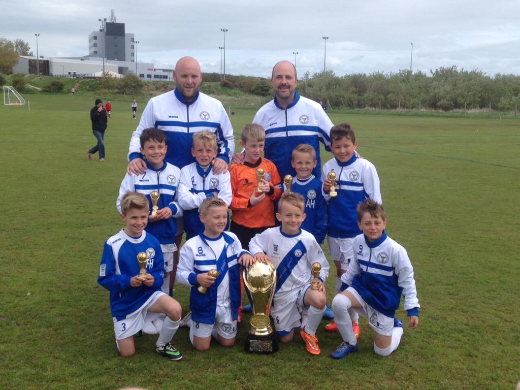 BJFF_1's tweet photo. Congrats to our U9 Blades Whites Sports Tours Blackpool Cup Champions http://t.co/zPqvggXIdH