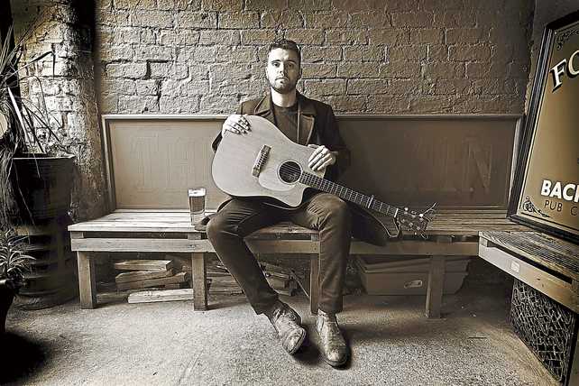 .<a href="/Bozzers/">Kirsty Bosley</a> meets <a href="/JosephHicklin/">Joseph Hicklin</a> - his new music vid features faces of over 80 Walsall people - nativemonster.com/music/intervie…