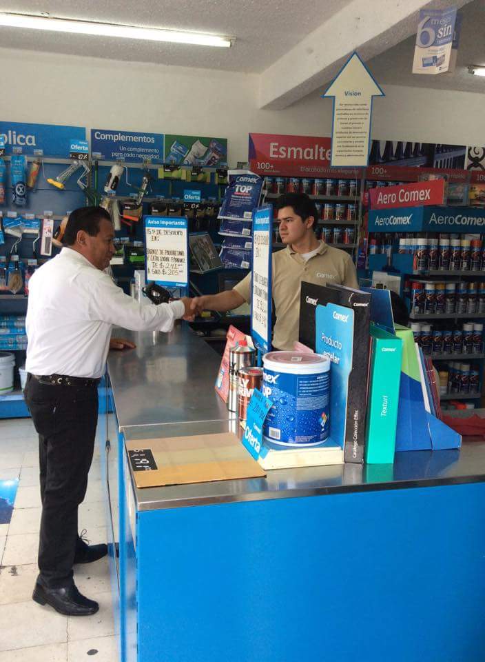 jorgesolergomez's tweet photo. En #Coatepec, hemos recibido una respuesta invaluable por parte de la gente, seguimos fortaleciendo alianzas #VotaNA http://t.co/apbemvHMx3