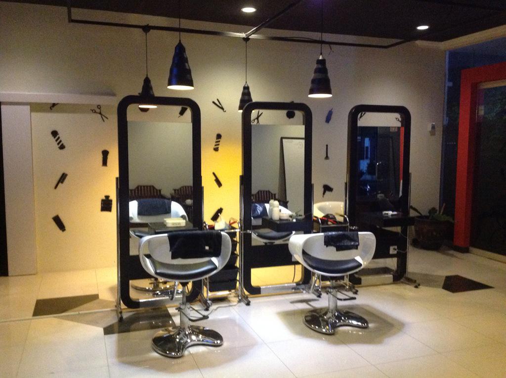 BnW BarberShop tweet media