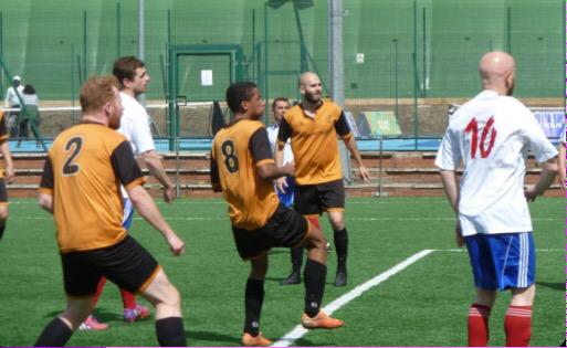 AlexandraParkFC's tweet photo. Here are some pics of our game against our Swiss friends @FCPerly http://t.co/neB06NaydX