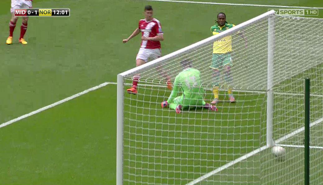 SkyFootball's tweet image. GOAL! Middlesbrough 0-1 Norwich City (Jerome) Live on Sky Sports 1 HD or follow it here: bit.ly/1Q3mqHS #FL72