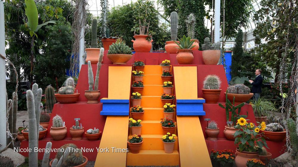 nytimesarts's tweet photo. In ‘Frida Kahlo: Art, Garden, Life,’ nature melds with the artist herself http://t.co/ASq3xzqFWv http://t.co/xTzeS3s2PG