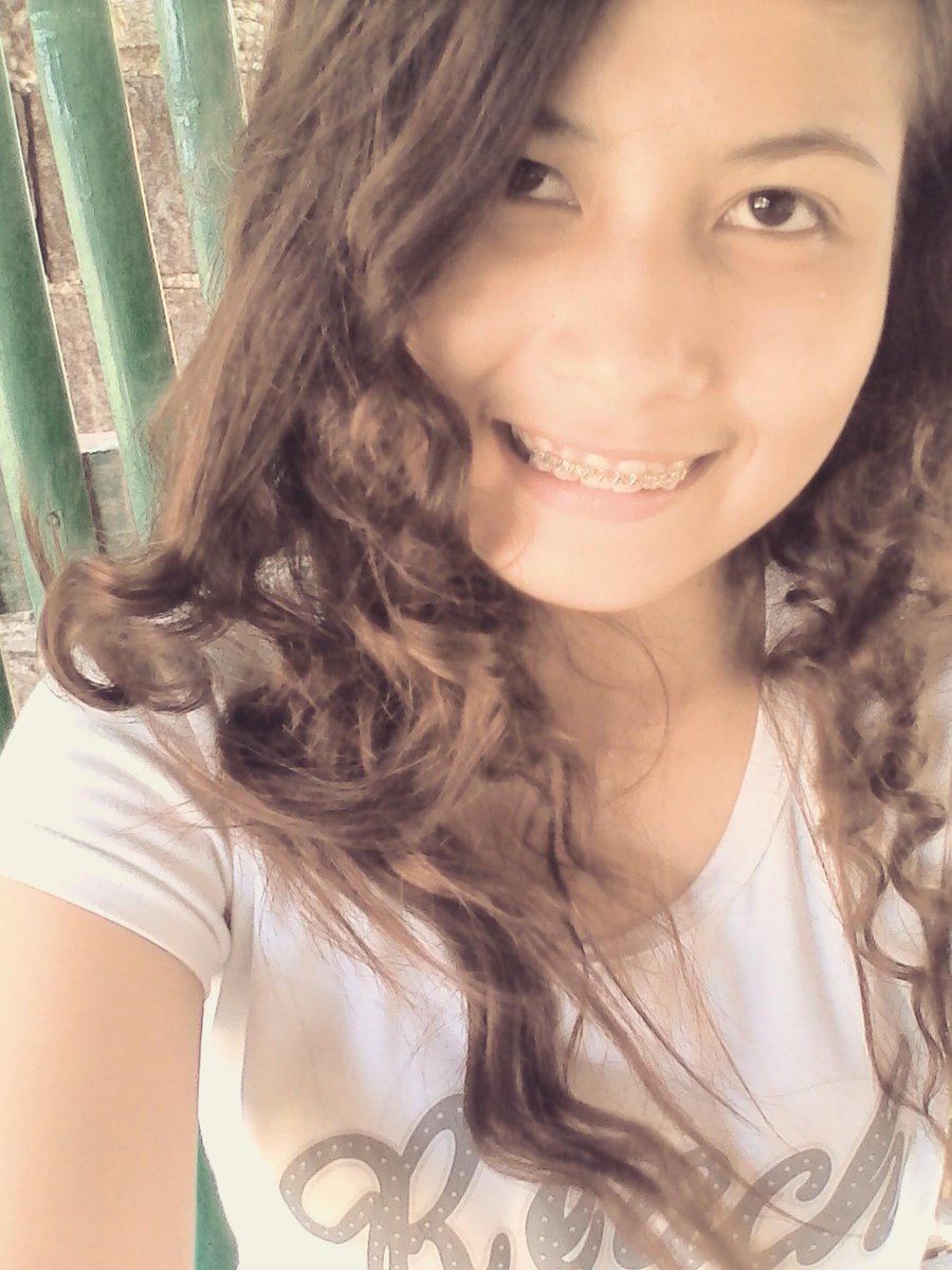 QuaizelShopa's tweet photo. My curly hair tho :* http://t.co/XdAKef2TDz
