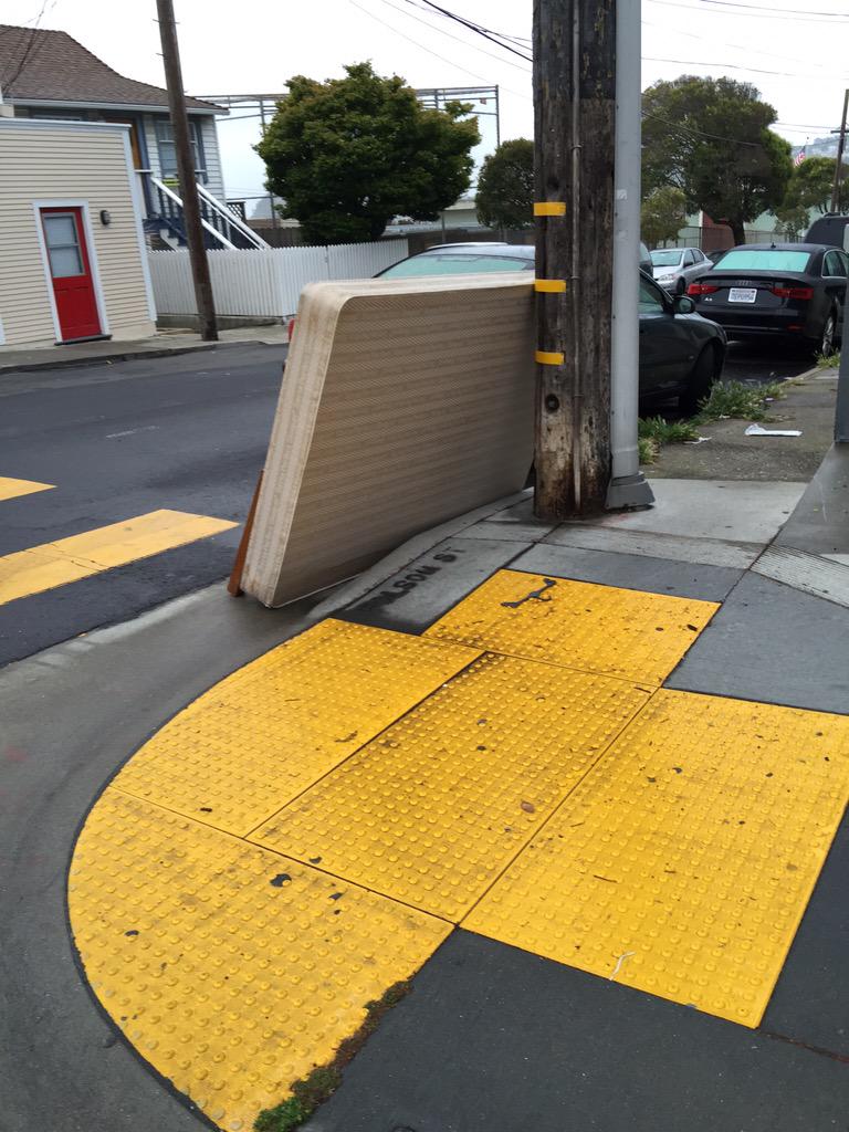 BetterBernal's tweet photo. @SF311 lone mattress dumped at Folsom and Jarboe! http://t.co/SdARq2XqQk