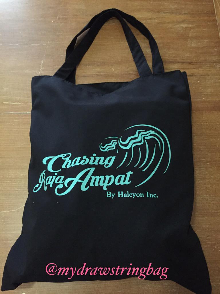 mydrawstringbag's tweet photo. Project 61 #rajaampat #kanvas #totebag #mydrawstringbag #jogja http://t.co/11EJkeWCyG