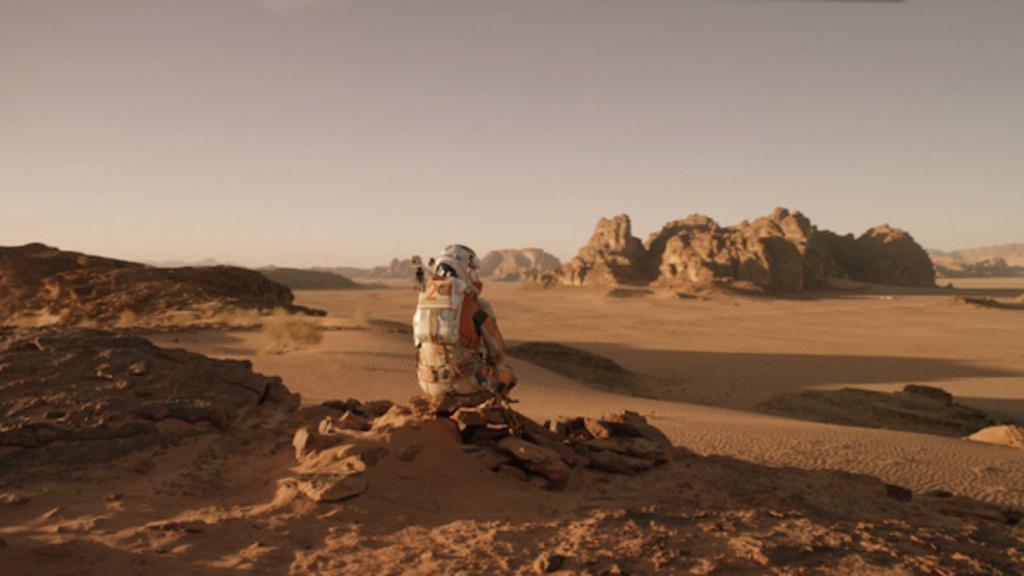 Ridley Scott'un yönettiği, Matt Damon'un başrol oynadığı #TheMartian dan ilk kareler.