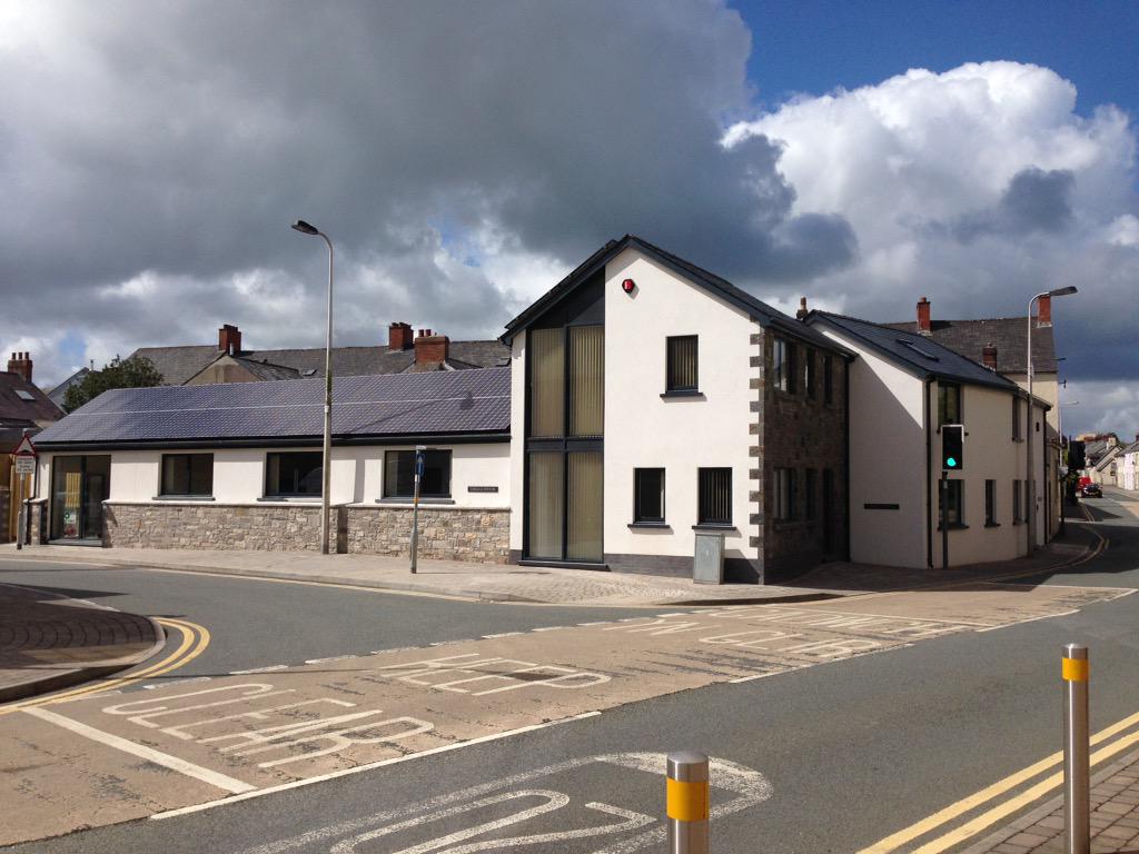 andrewbaseett15's tweet photo. New offices complete and the greenest building in town #Carmarthen #proud http://t.co/CmjdnXZNZS