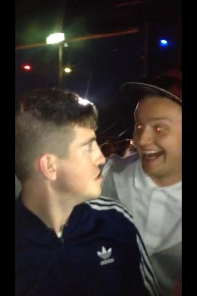 JackrAvery's tweet photo. Hahahahahahahaha #LOOK #AT #THAT #CHIN http://t.co/rkmwomTFFO