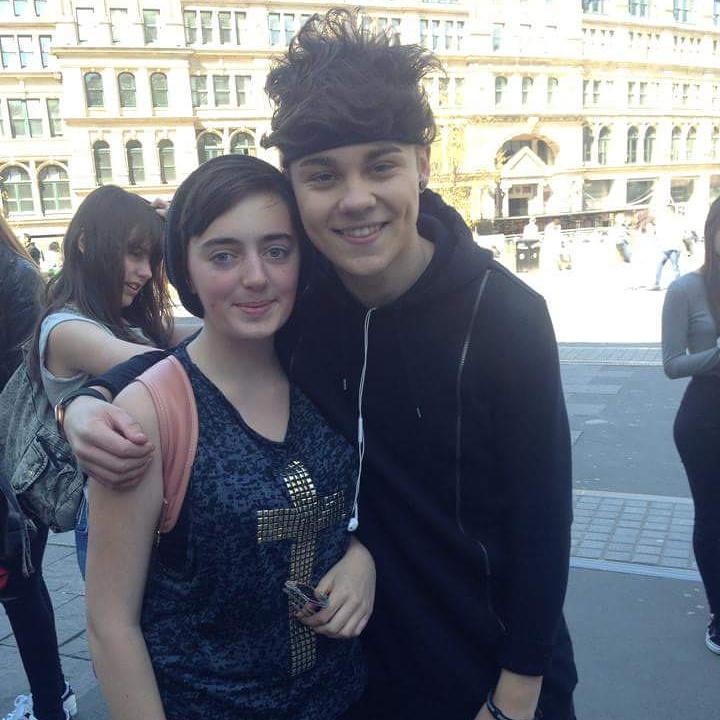 kaishaf1's tweet photo. @itisfurny thank you luke! Your my fave 😄💜 http://t.co/yX8SFKdNZy
