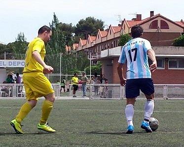 CAMPEONESAranju's tweet photo. COPA http://t.co/nRHvR6UBSB @tennessee_a @2PriegoLizarran @VictormoreDj @rigoforiro @Javier_DelgadoC @Mayor_Aranjuez http://t.co/r9bIFMCWnk