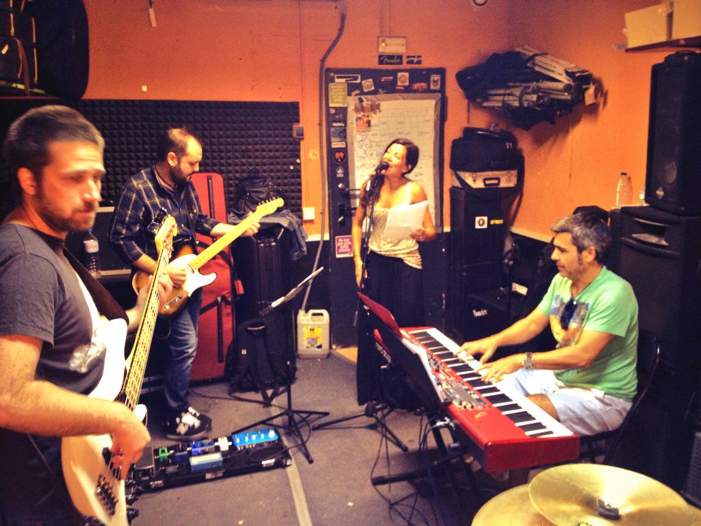 Ensayando nuevos temas para el reper #EOPE2015 Este sábado Cáceres! <a href="/Chus11_Herranz/">Chus Herranz</a> <a href="/bassricard/">Ricardo Esteban</a> <a href="/peroncero/">Pedro Roncero</a>