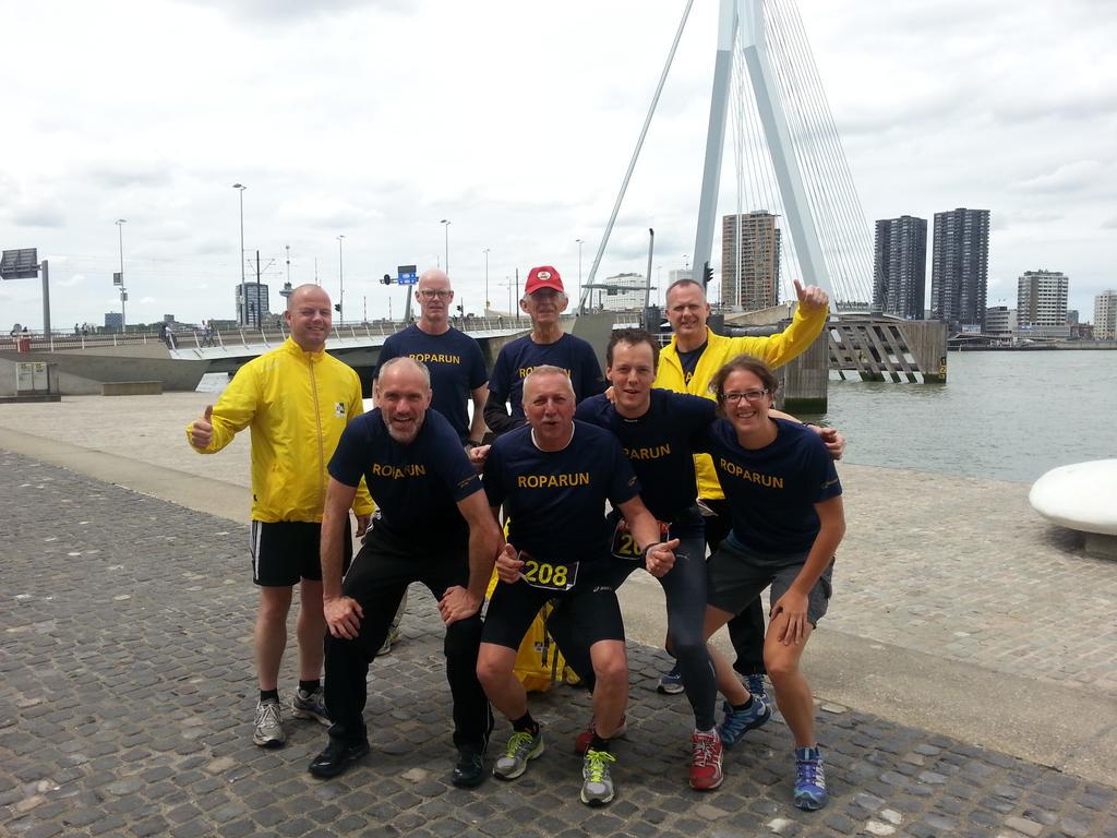 StijnBoode's tweet photo. Team1 @Ropa208PZH verkent laatste deel parcours @roparun #finishinzicht http://t.co/BVxlWejH6N
