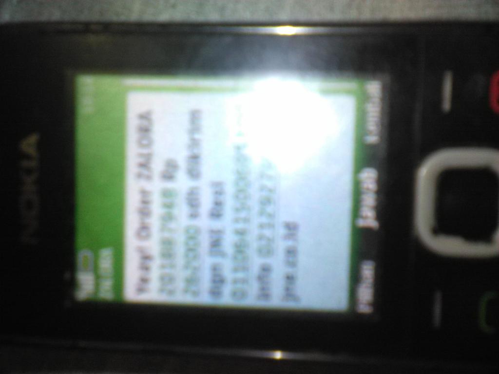nadhilah151's tweet photo. @ZaloraID min ini saya dapat sms Resi ke 2saya itu kan tinggal tas,,apa saya harus bayar segitu,sedangkan itu totalan http://t.co/CMLO3w7JHJ