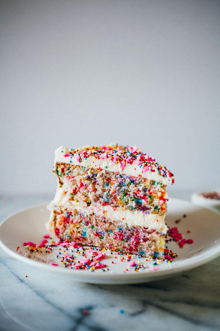 staerox's tweet photo. Dessert of the day!!! How FAB? #confetti #cake #foodporn #yum #StaeFun #family http://t.co/l6DYSb4MNx