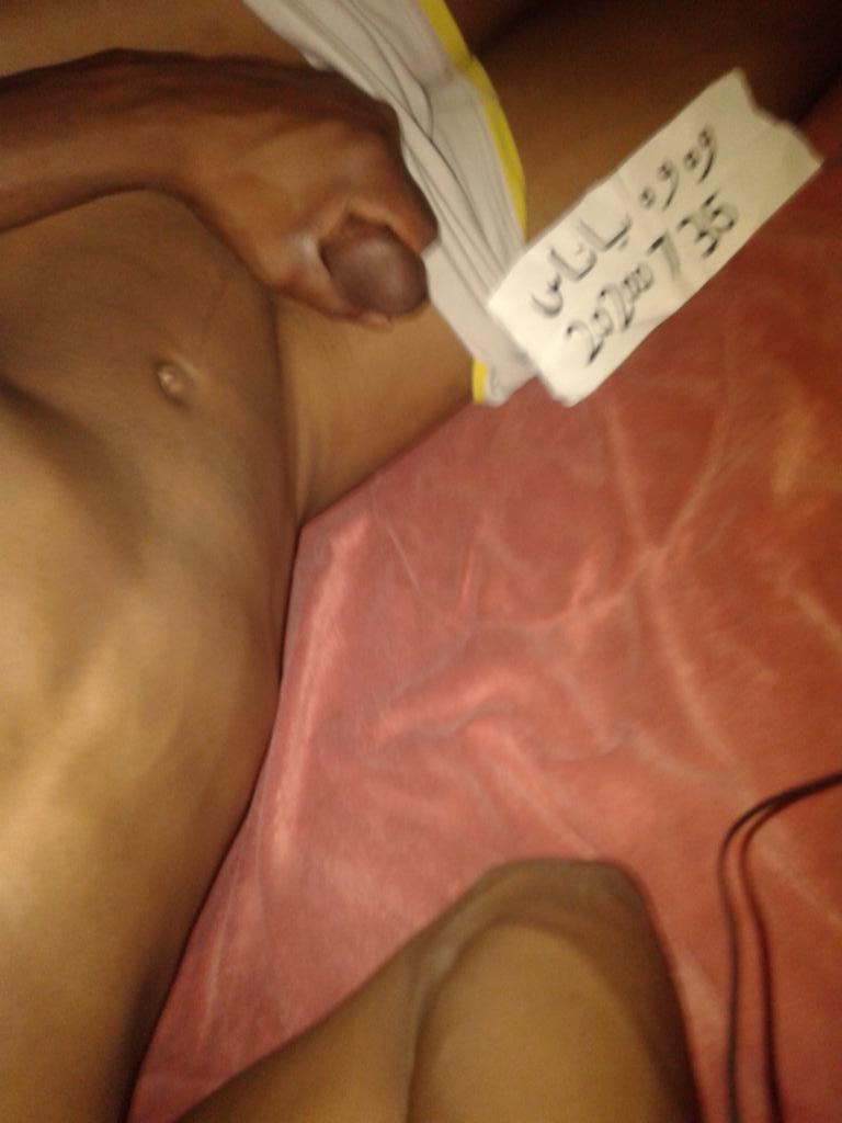 hahad830's tweet photo. ابغى انزل خيط ظهريه مين يرسل سكس او يدخل خاااص يمتعني http://t.co/oXST6LWjEL