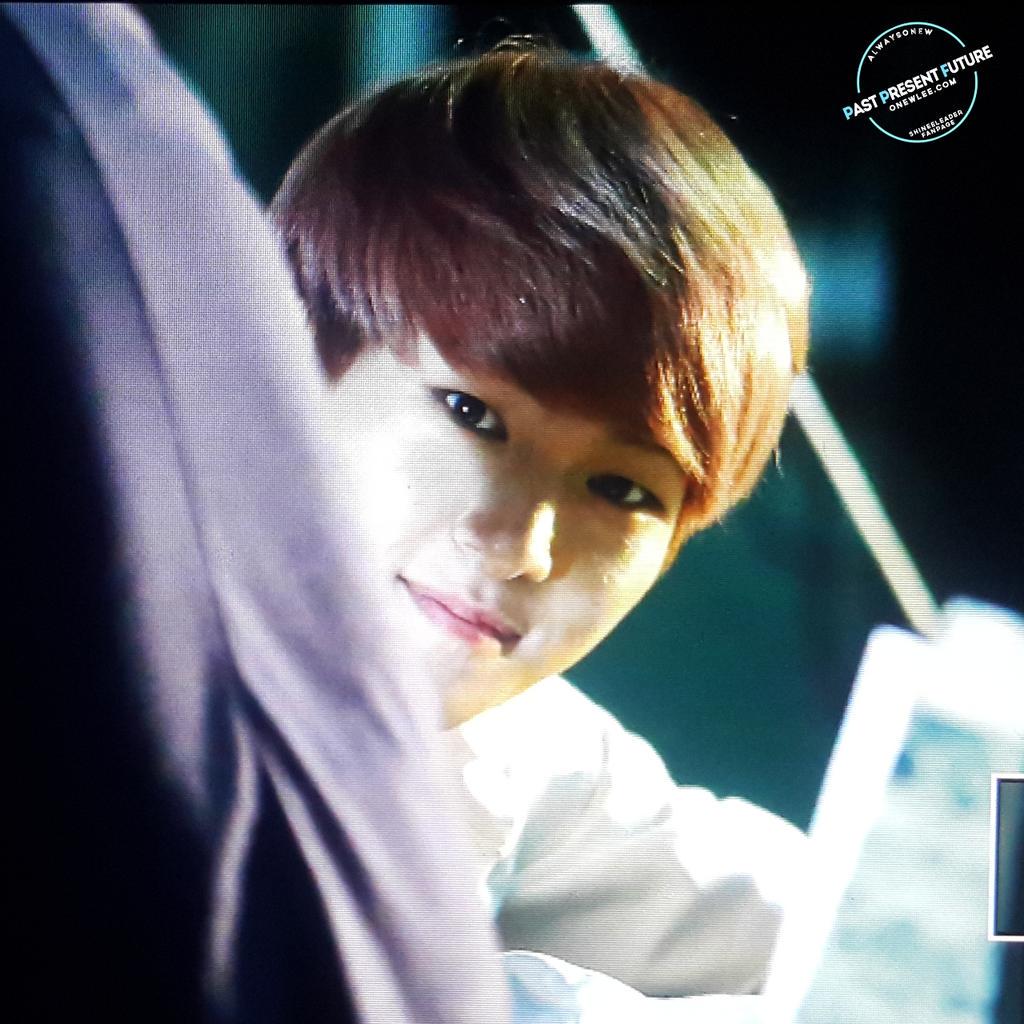 CF2aamTVAAAz81L.jpg:large