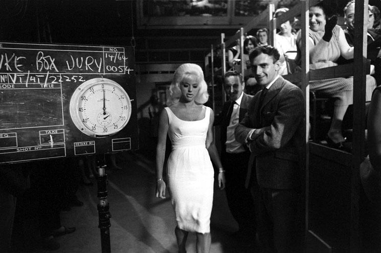 robnitm's tweet photo. Diana Dors walking into the Juke Box Jury studio, BBC Television Centre, 1964. http://t.co/auaYUymdum
