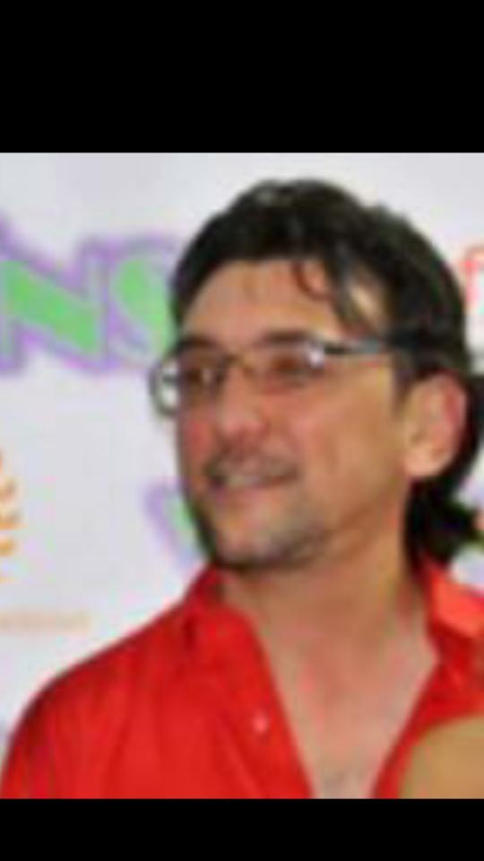 gitanitocorneta's tweet photo. En memoria... Jose  Maria te as ido  a tocar la musica en el cielo aqui abajo nos quedamos  contentos a oirte tocar http://t.co/VzFNnx6kHM