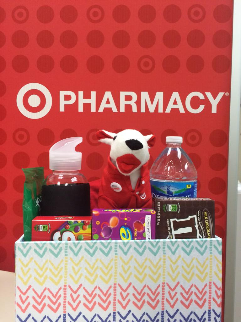 AshleyRafla's tweet photo. Welcome To 780 Faith! #d405 #TargetInterns @ChristinaM366 @JayHarper543 @SarahEllison780 @EckelsJd @Wildcats0916 http://t.co/R5ZPjPt1Hy