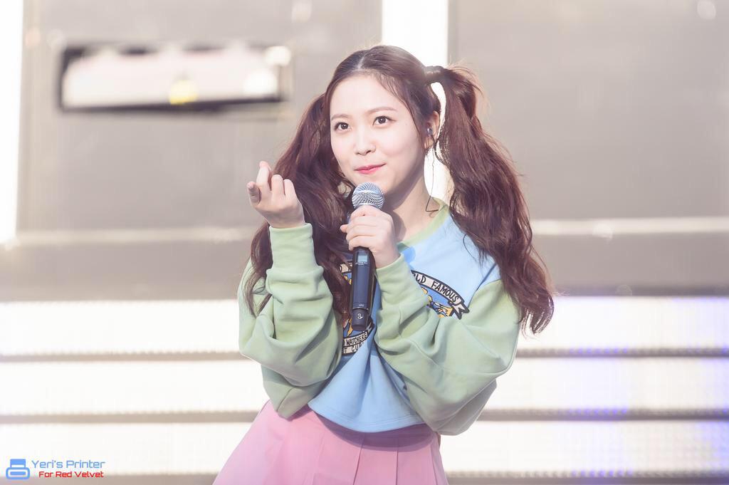 5REDVELVET's tweet photo. [HQ] 150523 RED VELVET at 2015 Dream Concert

YERI by Yeri's Printer (2) http://t.co/ApkkOhqHCw