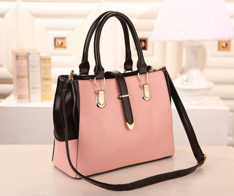 BJ4736 Colour Pink Material PU Size 30x20x13 Weight 0.85 Price Rp 220.000 "