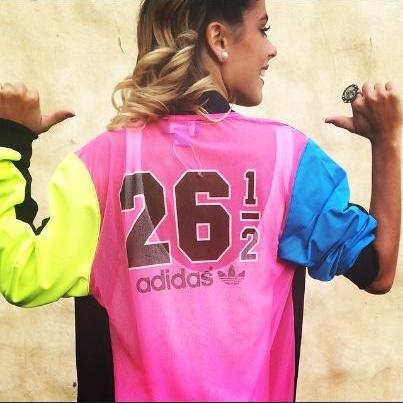 l65lkm's tweet photo. @TiniStoessel #Russia #Russia #Russia
#Love💜
#Tecero💟
#Europa💕
#ViolettaLiveRussia2015✌💖 http://t.co/DuXA0mPbhn