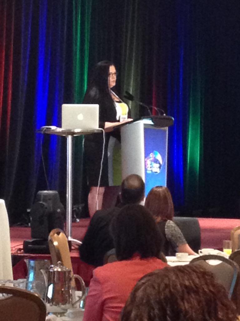 Kara Mitchelmore welcomes everyone to the conference #MRX  #MRIA15