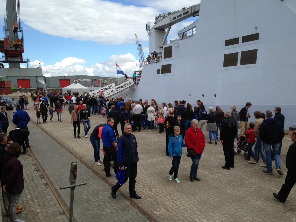 Wederom topdrukte op Pinksterfeesten #PFD2015 aan boord #zrmsgroningen <a href="/HHouwerzijl/">H.Houwerzijl</a> <a href="/kon_marine/">Koninklijke Marine</a>